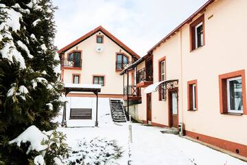 Фото номера Классический трехместный номер Гостевой дом Guest house Vershina Bukovelyu г. Буковель 3
