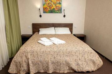 Фото номера Трехместный номер Отель Private Rooms in Grofa Hotel г. Буковель 3