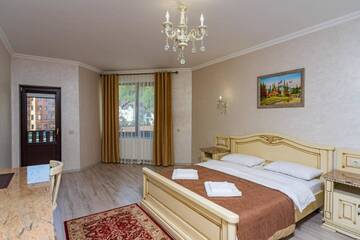Фото номера Двухместный номер с 1 кроватью Отель Diamond Resort White г. Буковель 2