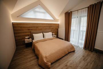Фото номера Шале с 3 спальнями Апарт-отели Mountain Residence Apartments &amp; Chalet г. Буковель 5