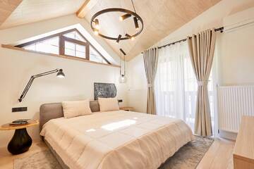 Фото номера Улучшенное шале Апарт-отели Mountain Residence Apartments &amp; Chalet г. Буковель 5