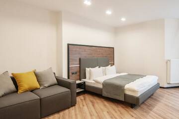 Фото номера Апартаменты Делюкс Апарт-отели Mountain Residence Apartments &amp; Chalet г. Буковель 2