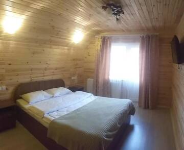 Фото номера Двухместный номер Делюкс с 1 кроватью и душем Гостевой дом ROMANTIC г. Буковель 9