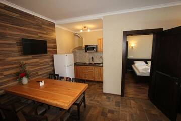 Фото номера Дом с 3 спальнями Курортные отели Amarena SPA Hotel г. Буковель 18