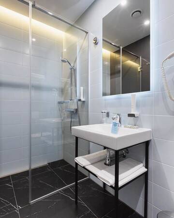 Фото номера Апартаменты с 2 спальнями Апарт-отели Beskyd Suites г. Буковель 8
